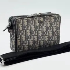 Item thumbnail for item bb4399c1-44fe-4a41-8dd6-2aed90b0b18b
