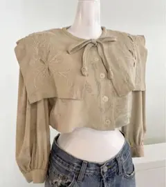 vintage スクエアカラーショートブラウス