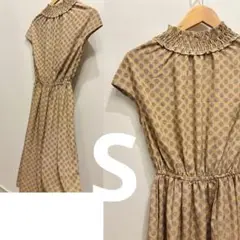 フレンチスリーブ ベージュ ワンピース S 美品 パリジェンヌ オリエンタル柄
