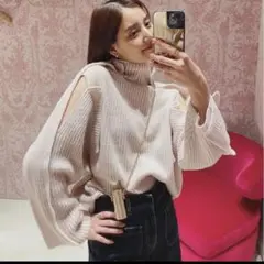 Item thumbnail for item c7237bb2-e4e5-4de3-b1c0-5d426939874d