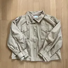 ベージュ カジュアルジャケット ポケット付き