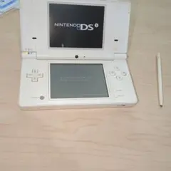 ニンテンドーDS iホワイト 本体