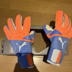 未使用PUMAフューチャー　キーパーグローブ8号　ハイブリッドカット13750円