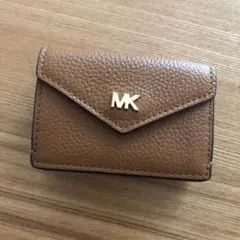 値下げ!ミニ財布 レター型 三つ折り