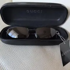 週末セール！☆グッチ（GUCCI）☆　スタイリッシュサングラス　黒　新品同様