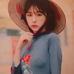 なえなの CONCEPT PHOTOBOOK SPOTLIGHT