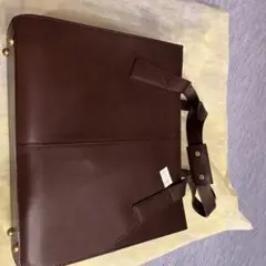 エミ ブラウン ショルダーバッグ　イタガキ