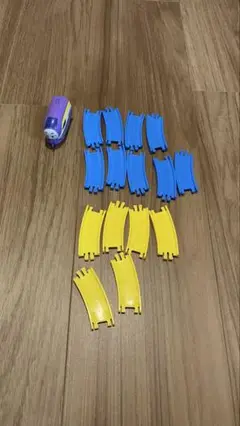 トーマス　カプセルプラレール　ガチャガチャ　カナ