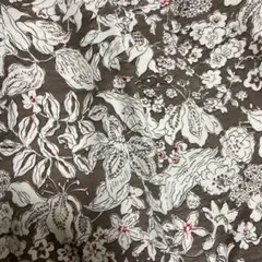 NEWYORKER ニューヨーカー花柄スカート　スネあたりになります。