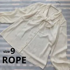 美品＊ROPEボウタイリボンブラウス（9号）Mアイボリー：フォーマル：日本製