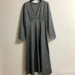 翌日発送ZARAザラVネックフレアワンピース