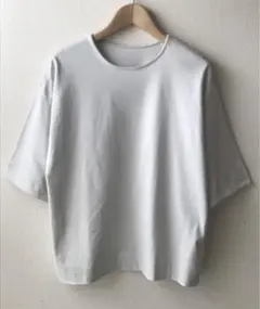 タンディ　オローネ　Tシャツ