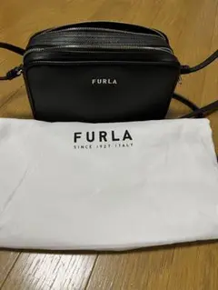 フルラ クロスボディショルダーバッグ