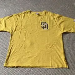 SDロゴ入りイエローTシャツ　サンディエゴパドレス　ダルビッシュ