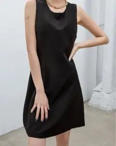 ジップバック ノースリーブ チュニックドレス
