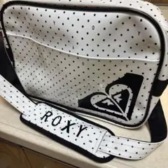 ROXY エナメルバッグ