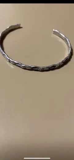 シルバー　細身バングル
