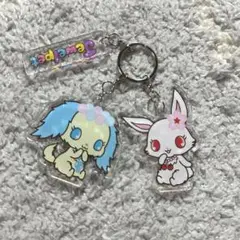 【新品未使用】サンリオ　ジュエルペット　3連アクリルキーホルダー
