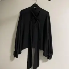 バレンシアガシルクブラウス