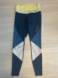 NIKE ランニングレギンス　レディース