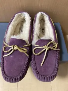 UGG モカシン