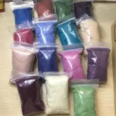 【本日まで価格！】１５色＋１色(黄色)１つ１２～１５ｇ×１６個　合計１８０ｇ以上