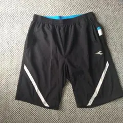 DIADORA 黒 ハーフパンツ スポーツ用　サイズO