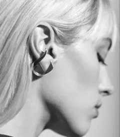 【美品】　blanciris ブランイリス　イヤーカフ ピアス　片耳用 blanc iris/ ブランイリス】Volute collection Sterling Silver