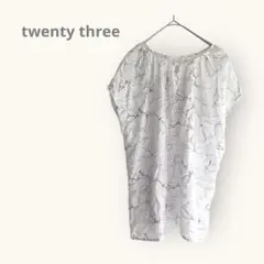 twenty three 【40】フレンチスリーブ　ブラウス　白　線画　夏