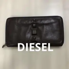 DIESELレザーウォレット　　　　　　 ブラウン　スタッツ