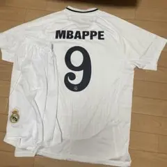 激安！サッカーユニフォーム！レアルマドリードホーム、Mサイズ、MBAPPE 9