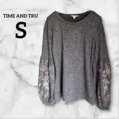 TIME AND TRU 【S】グレー 刺繍入り長袖トップス リラックス