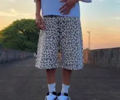 新品未使用 ヒョウ柄 ワイドパンツ