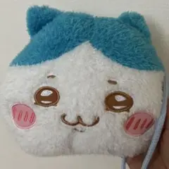 ちいかわ　ハチワレふわふわフェイスポシェット