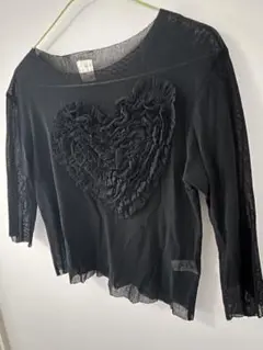 希少　DECO depuis 1985 ハートフリルの黒五分袖トップス