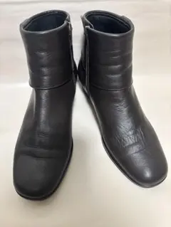 【美品】ダークブラウン レザー ブーツ サイドファスナー付き　23センチ