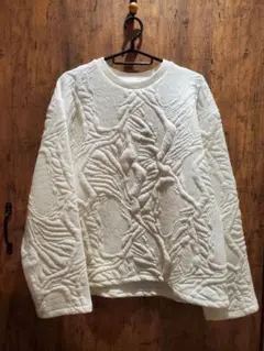 ZARA ホワイト Lサイズ 立体テクスチャーTシャツ Lサイズ 新品未使用
