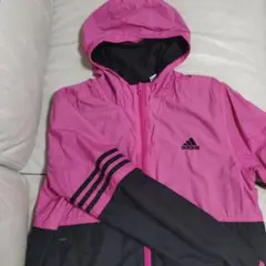 Adidas ウィンドブレーカー