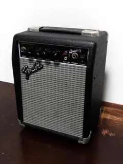 Fender Bassboy ベース用アンプ【岡山市内は直接お渡し＆値下げ可能】 Fender Bassboy ベース用アンプ【岡山市内は直接お渡し＆値下げ