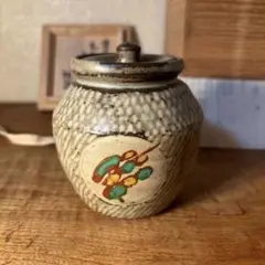 ♥値下げ！島岡桂　島岡達三　養子　ぐい呑み　共箱付き　ぐい飲み　骨董　古玩 Yahoo!オークション -「島岡達三 ぐい呑」(日本の陶磁) (陶芸)の