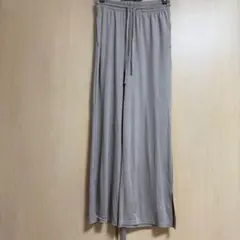 リブパンツ