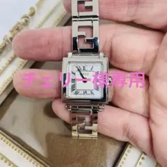 【美品・電池新品】FENDI 60500L ピンクシェル クアドロミニ スクエア 人気・希少・電池新品】FENDI 60500L ピンクシェル クアドロミニ