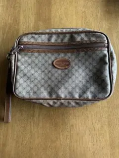 Item thumbnail for item eb5cee64-1cdd-42fc-8139-4cbd62e3721c