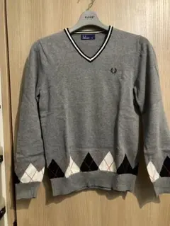 FRED PERRY Vネックセーター XS