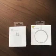 USB-C 20WPower Adapter & MagSafe Charger