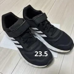adidas キッズ　スニーカー　23.5