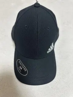 【新品】adidas ストレッチフィット ブラックキャップ S/M