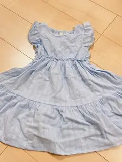 新品未着用☆子供服 水色 フリル付きノースリーブワンピース 120