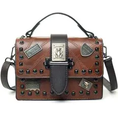 MOSCHINO スタッズ付きショルダーバッグ