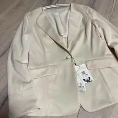 マルイru カーディガンのように着用できる ノーカラージャケットM アイボリー